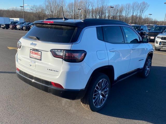 new 2024 Jeep Compass car, priced at $30,999