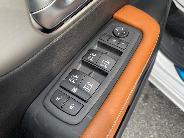 new 2026 Chrysler Pacifica car, priced at $51,414