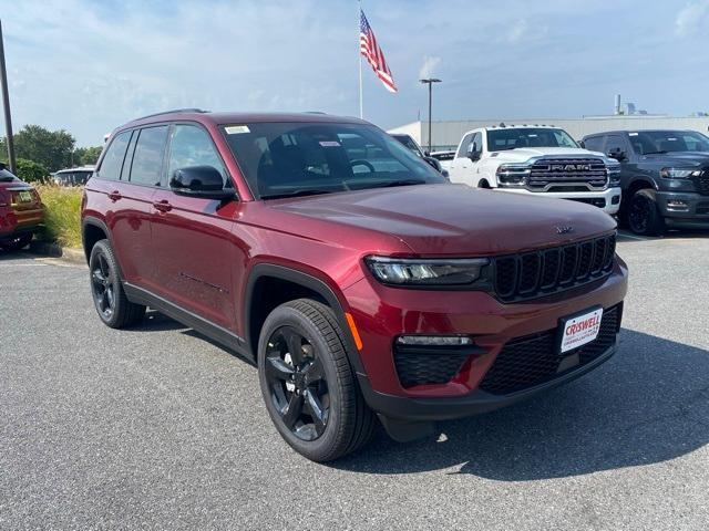 new 2025 Jeep Grand Cherokee car, priced at $43,750