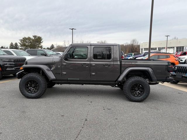 new 2025 Jeep Gladiator car, priced at $52,775