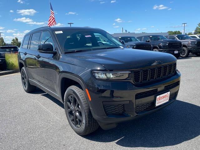 new 2025 Jeep Grand Cherokee L car, priced at $38,000
