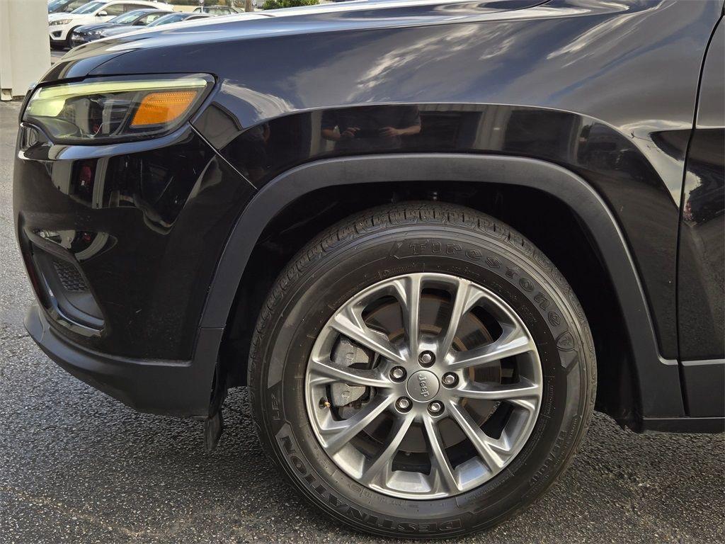 used 2021 Jeep Cherokee car, priced at $16,811