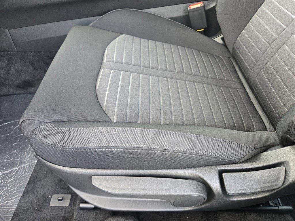 new 2026 Kia K5 car, priced at $25,065