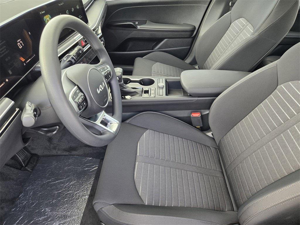 new 2026 Kia K5 car, priced at $25,065