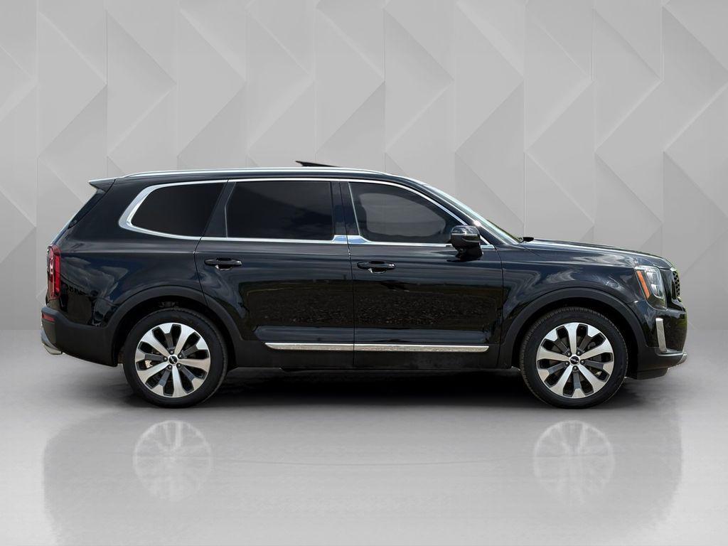 used 2022 Kia Telluride car, priced at $26,999