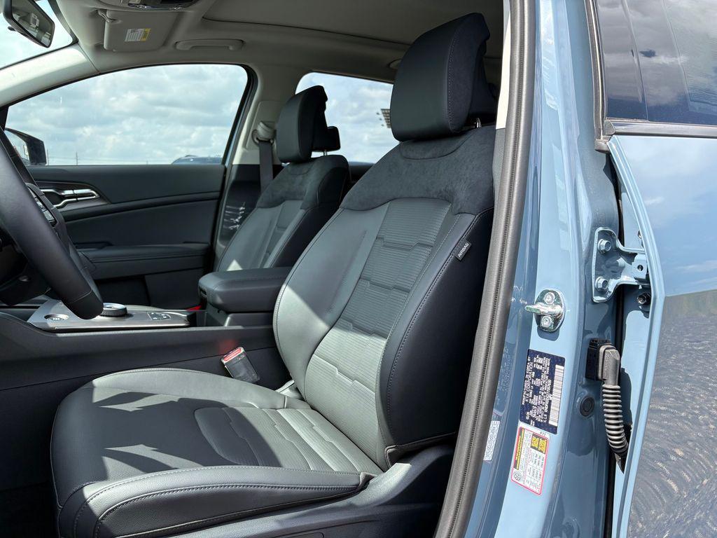 new 2026 Kia Sportage Hybrid car, priced at $39,071