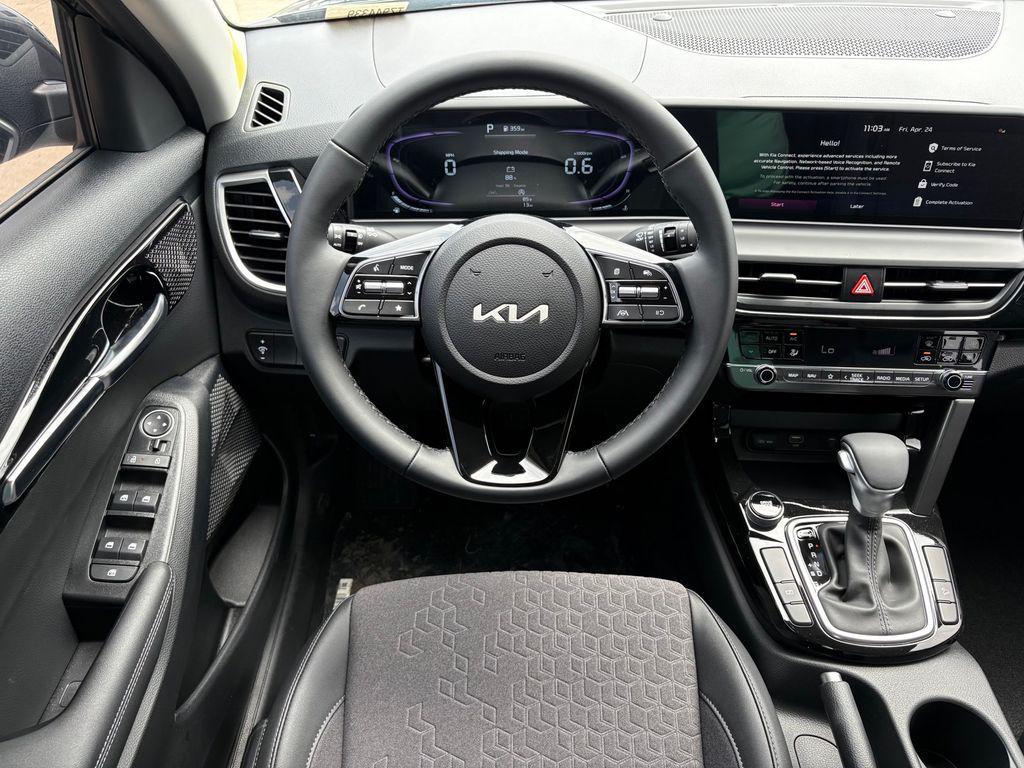 new 2026 Kia Seltos car, priced at $26,305