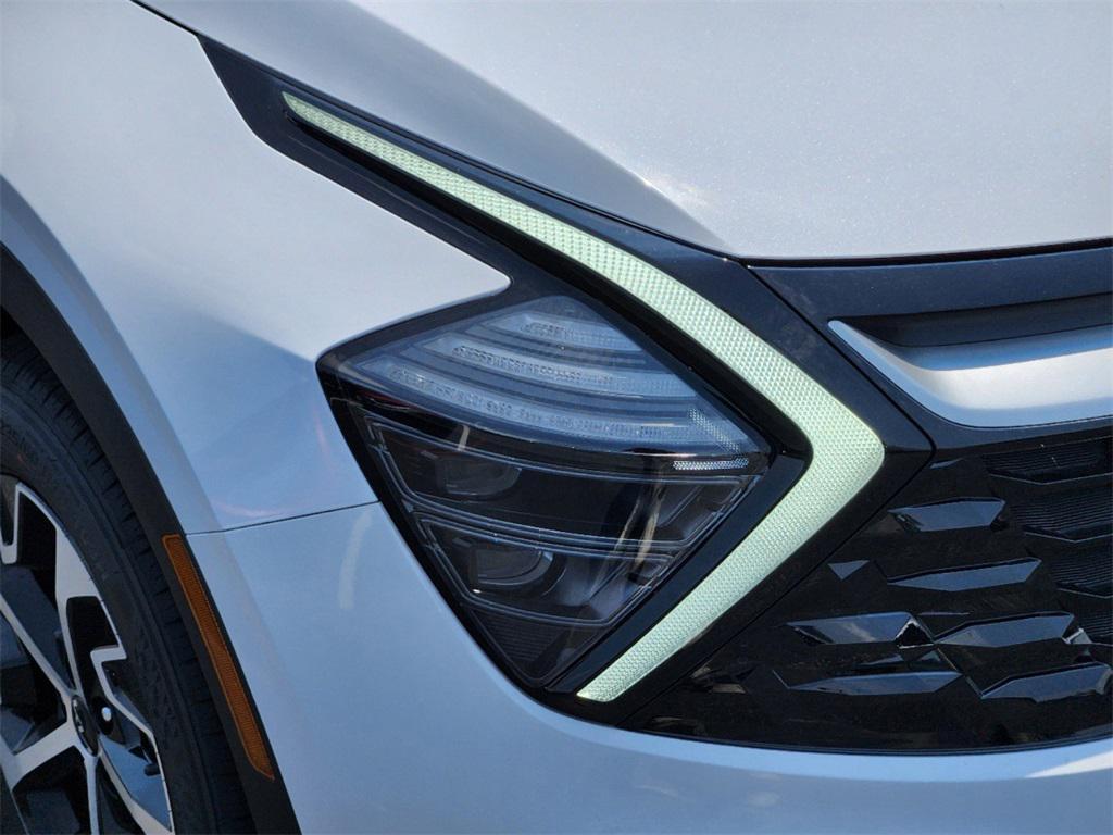 new 2025 Kia Sportage car, priced at $30,835