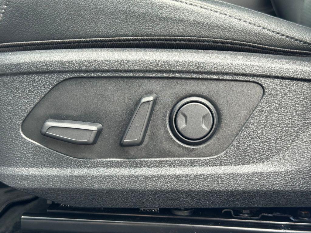 used 2025 Kia Sportage car, priced at $27,989