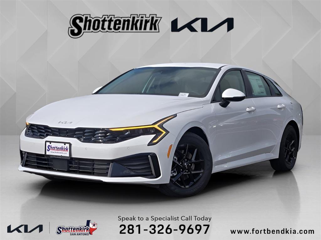 new 2026 Kia K5 car, priced at $25,560