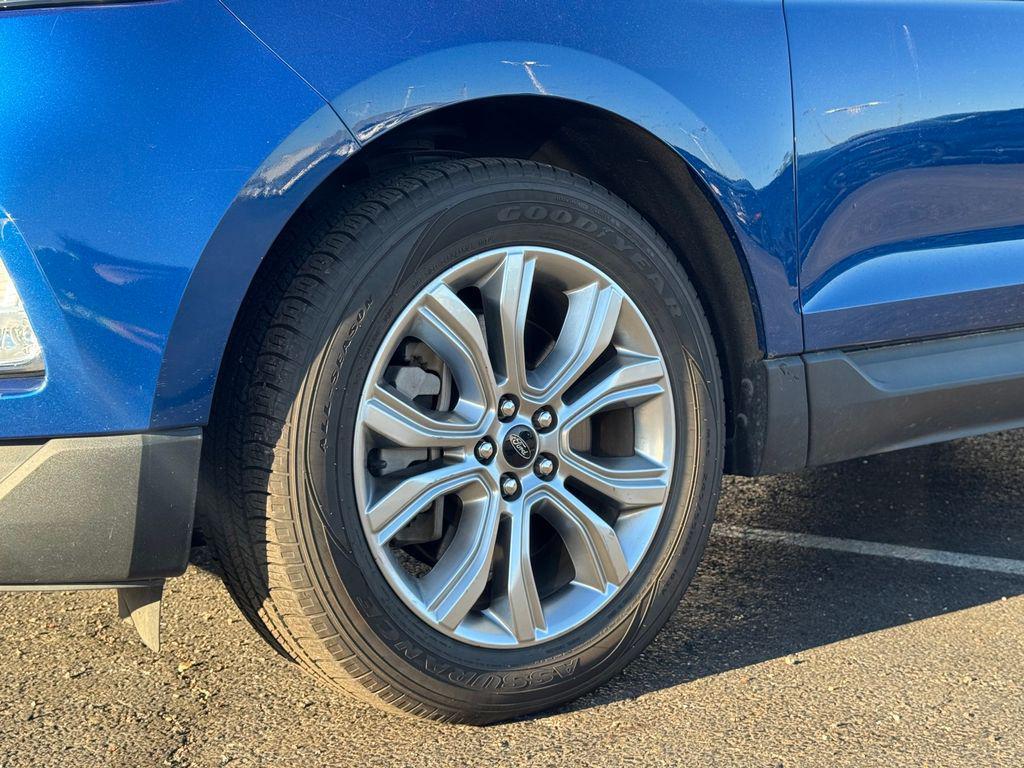 used 2024 Ford Edge car, priced at $24,995