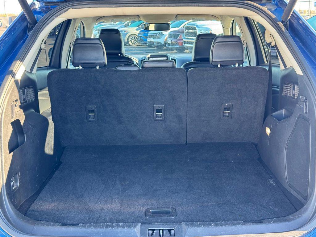 used 2024 Ford Edge car, priced at $24,995