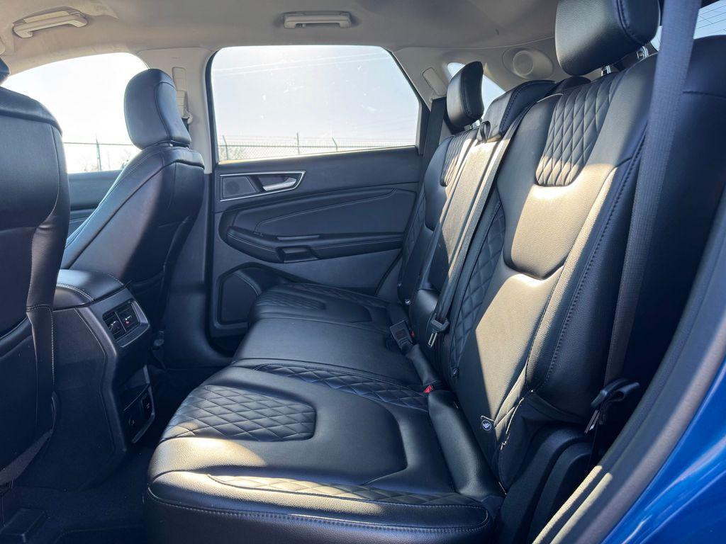 used 2024 Ford Edge car, priced at $24,995