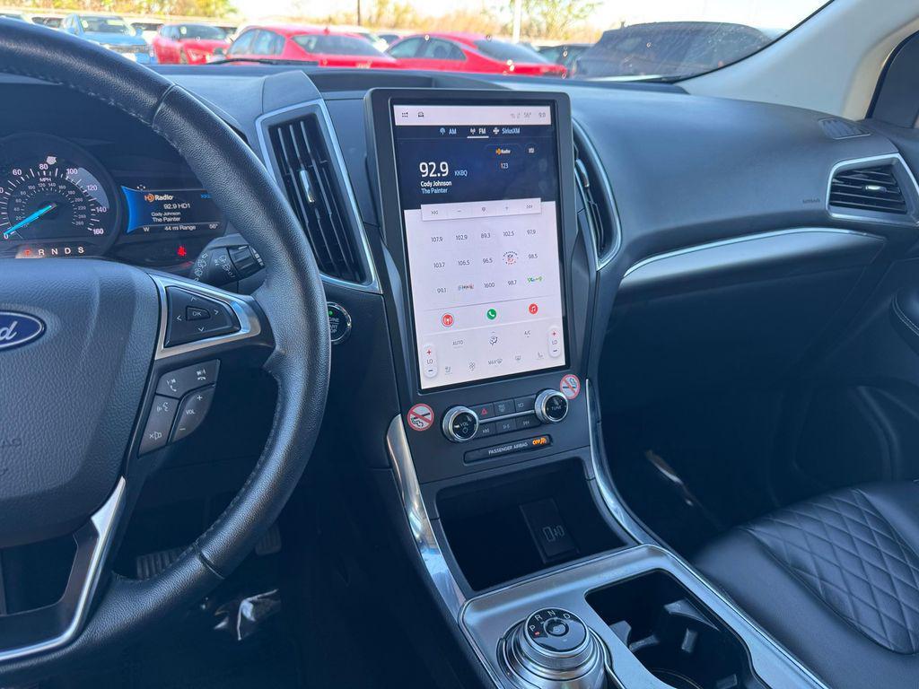 used 2024 Ford Edge car, priced at $24,995