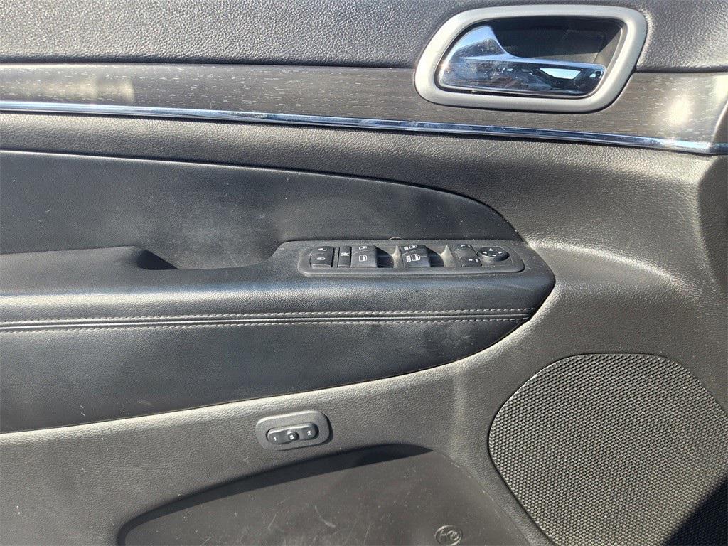 used 2018 Jeep Grand Cherokee car, priced at $12,585