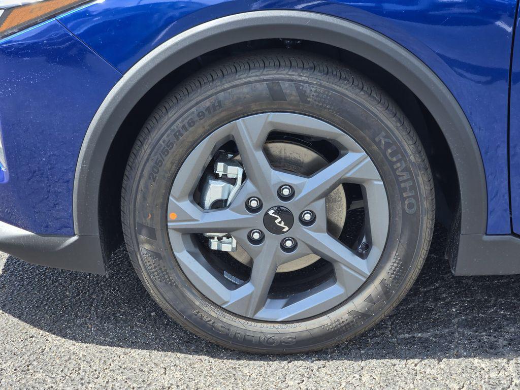 used 2025 Kia K4 car, priced at $22,991