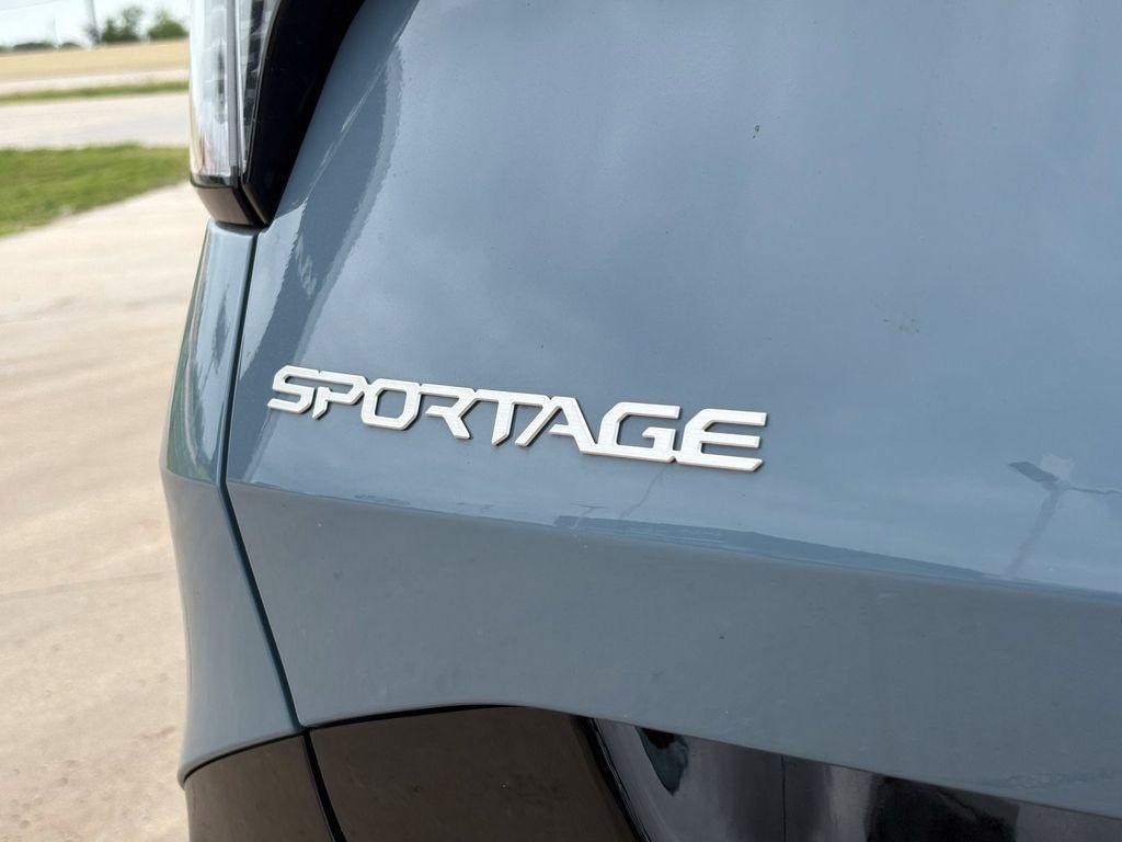 new 2026 Kia Sportage Hybrid car, priced at $40,818