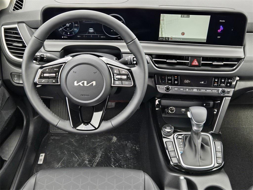 new 2026 Kia Seltos car, priced at $26,025