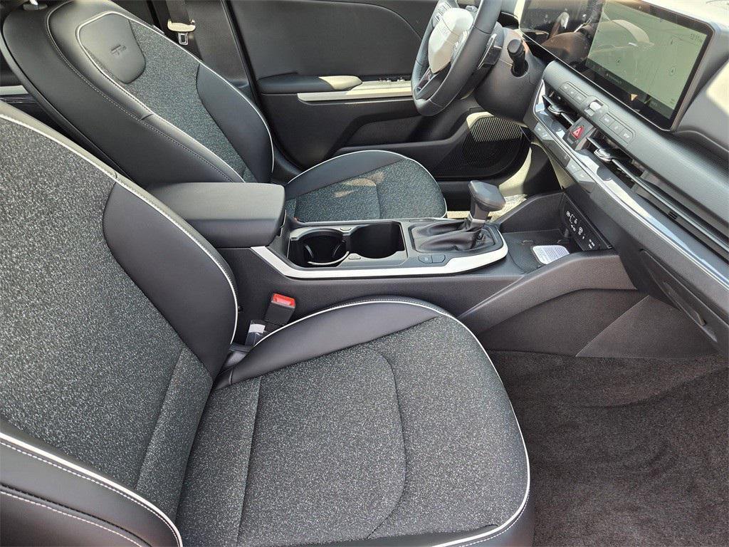 new 2025 Kia K4 car, priced at $23,230