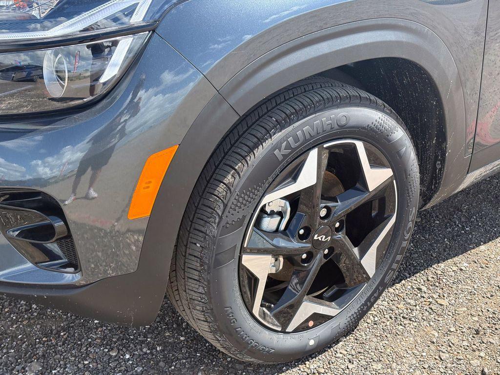 new 2026 Kia Seltos car, priced at $26,525