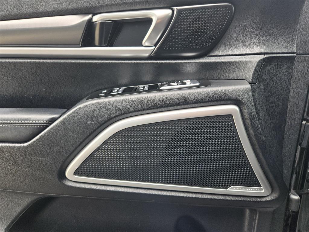 used 2023 Kia Telluride car, priced at $24,325