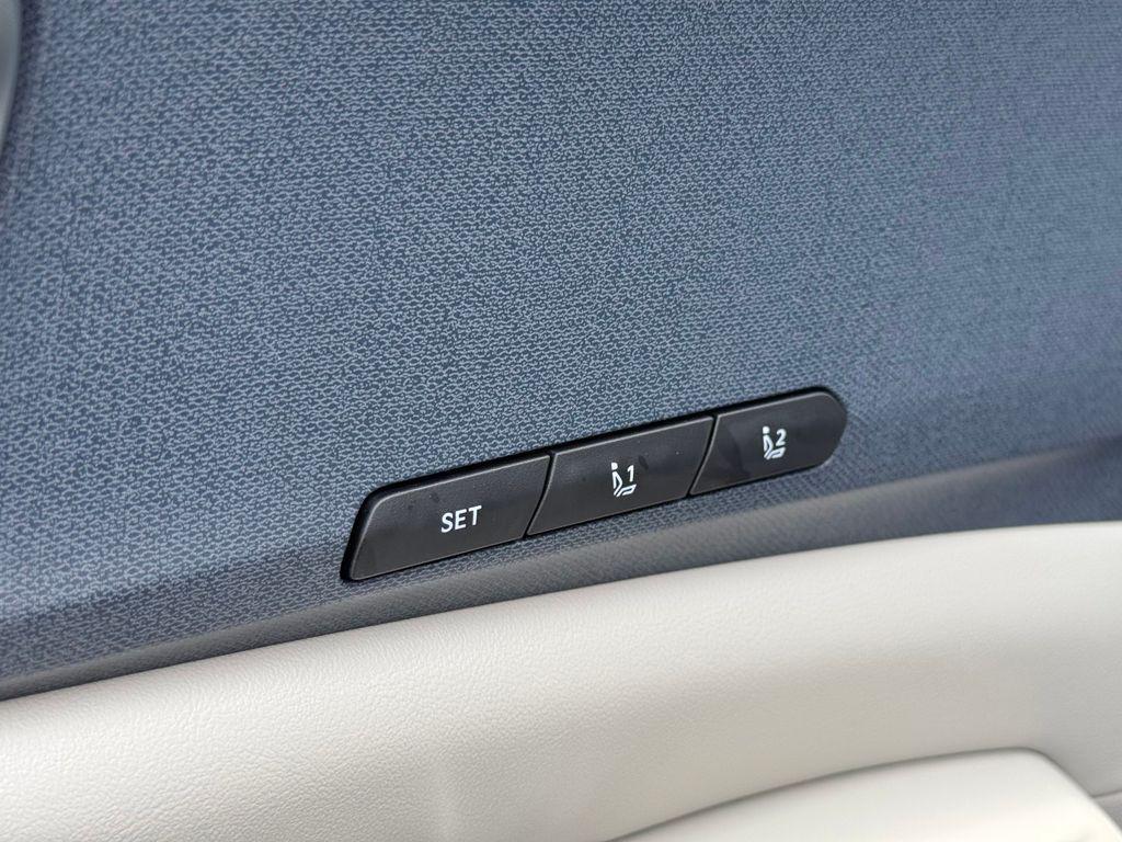 new 2026 Kia Carnival Hybrid car, priced at $43,829