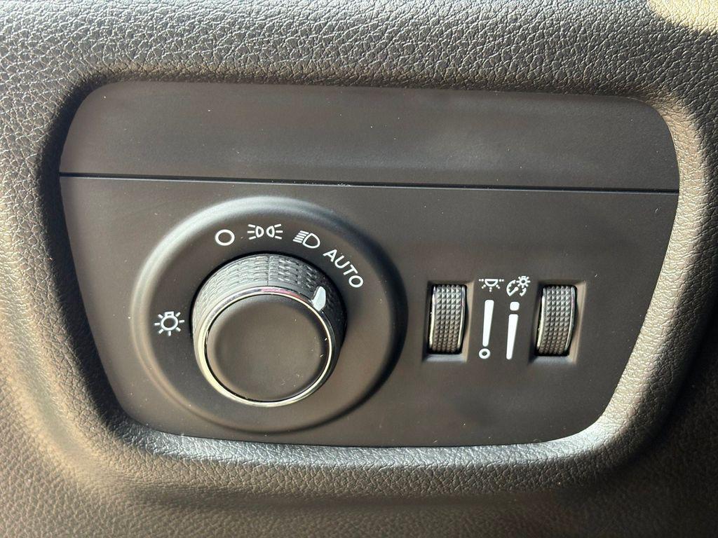 used 2024 Jeep Grand Cherokee car, priced at $32,713