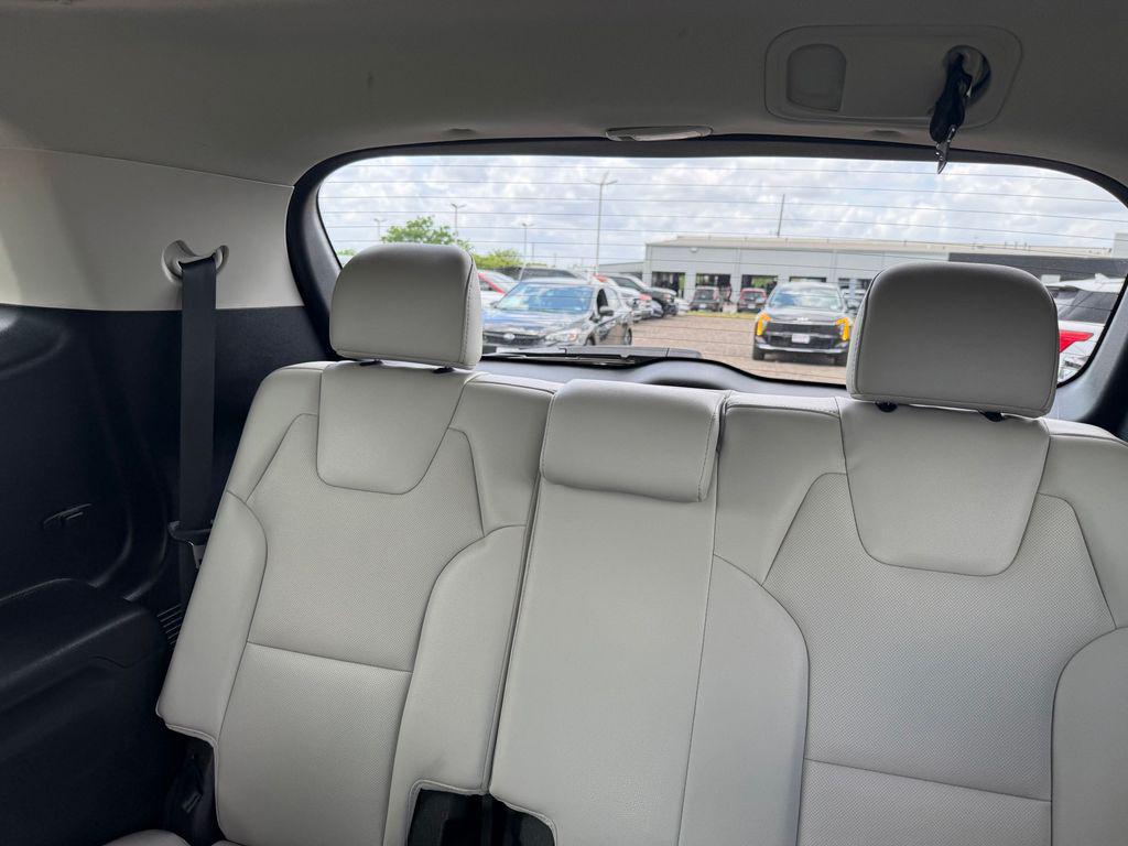 used 2023 Kia Telluride car, priced at $34,649