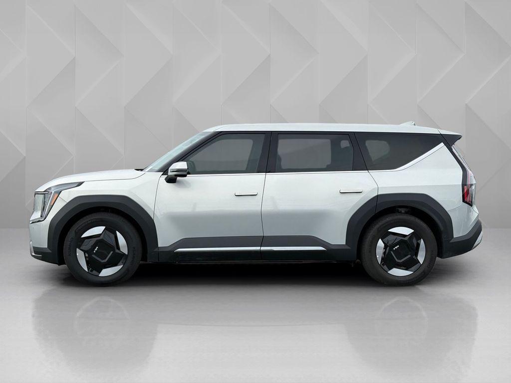 new 2026 Kia EV9 car, priced at $67,691