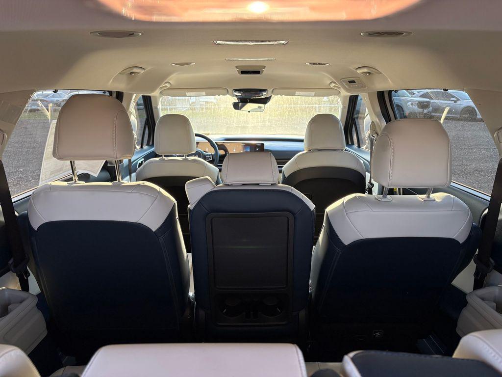 new 2026 Kia Carnival Hybrid car, priced at $42,926