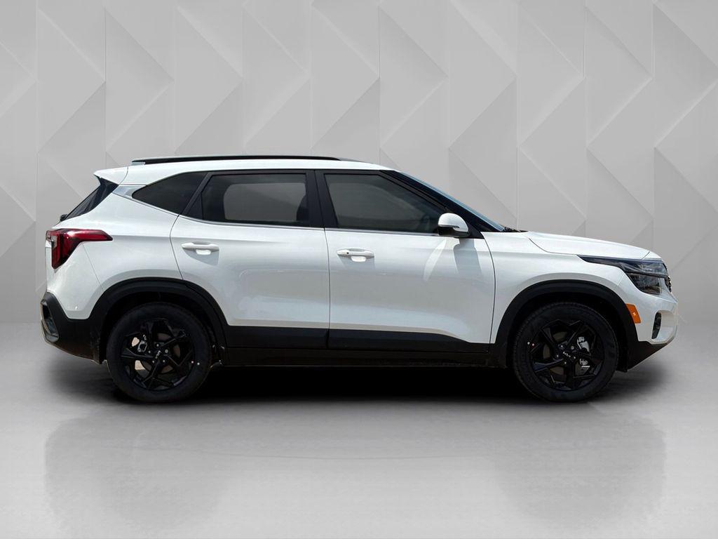 new 2026 Kia Seltos car, priced at $28,674