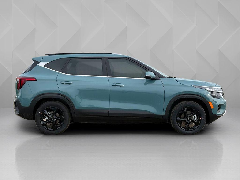 new 2026 Kia Seltos car, priced at $28,021
