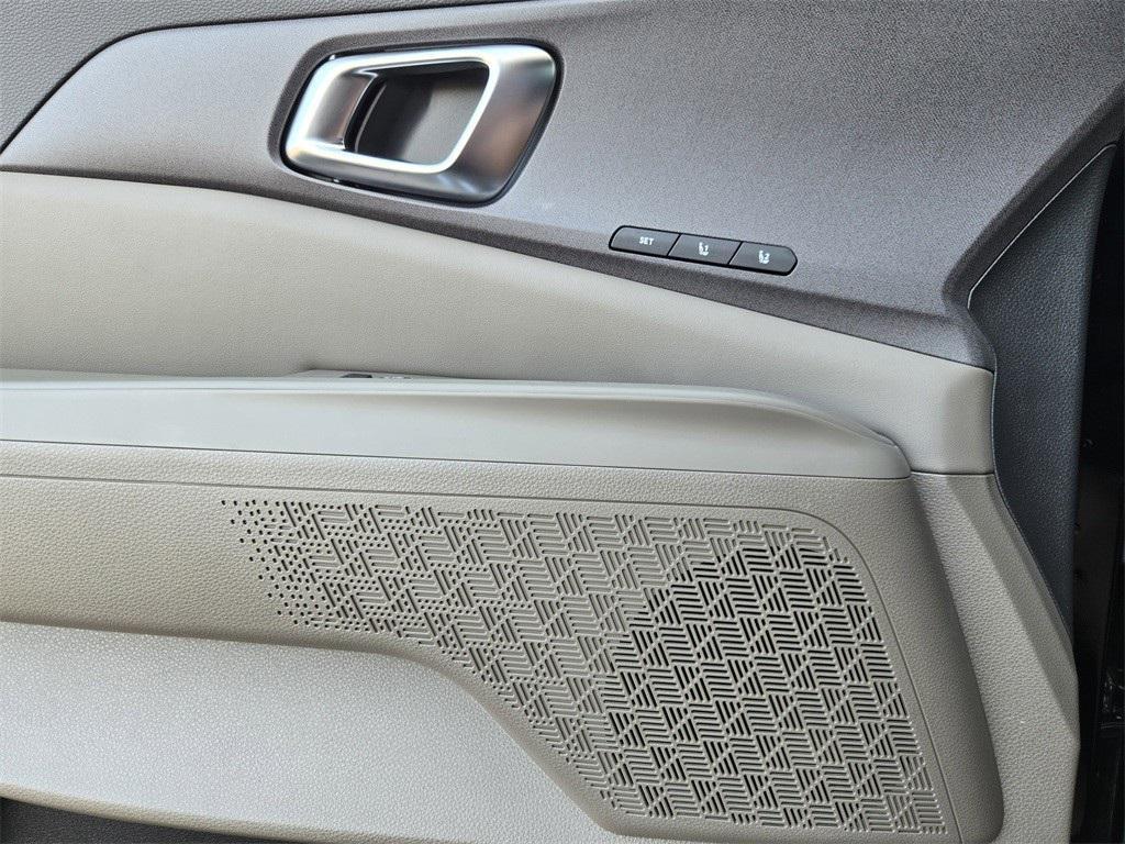 new 2026 Kia Carnival car, priced at $45,439