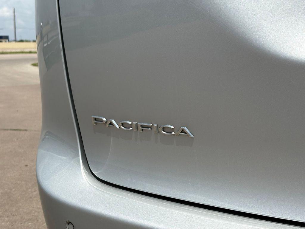 used 2023 Chrysler Pacifica car, priced at $20,717
