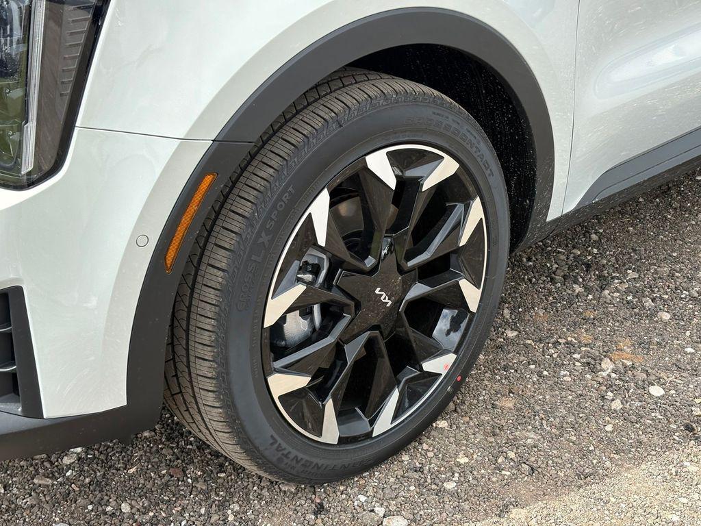 new 2026 Kia Sorento car, priced at $40,164