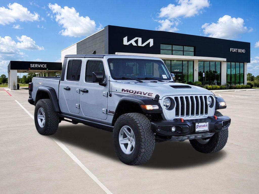 used 2022 Jeep Gladiator car, priced at $32,220