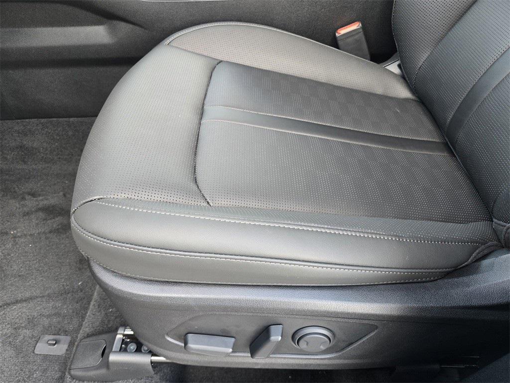 new 2026 Kia Sorento car, priced at $32,535