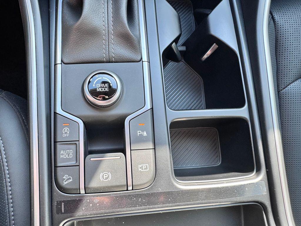 new 2026 Kia Sorento car, priced at $32,895