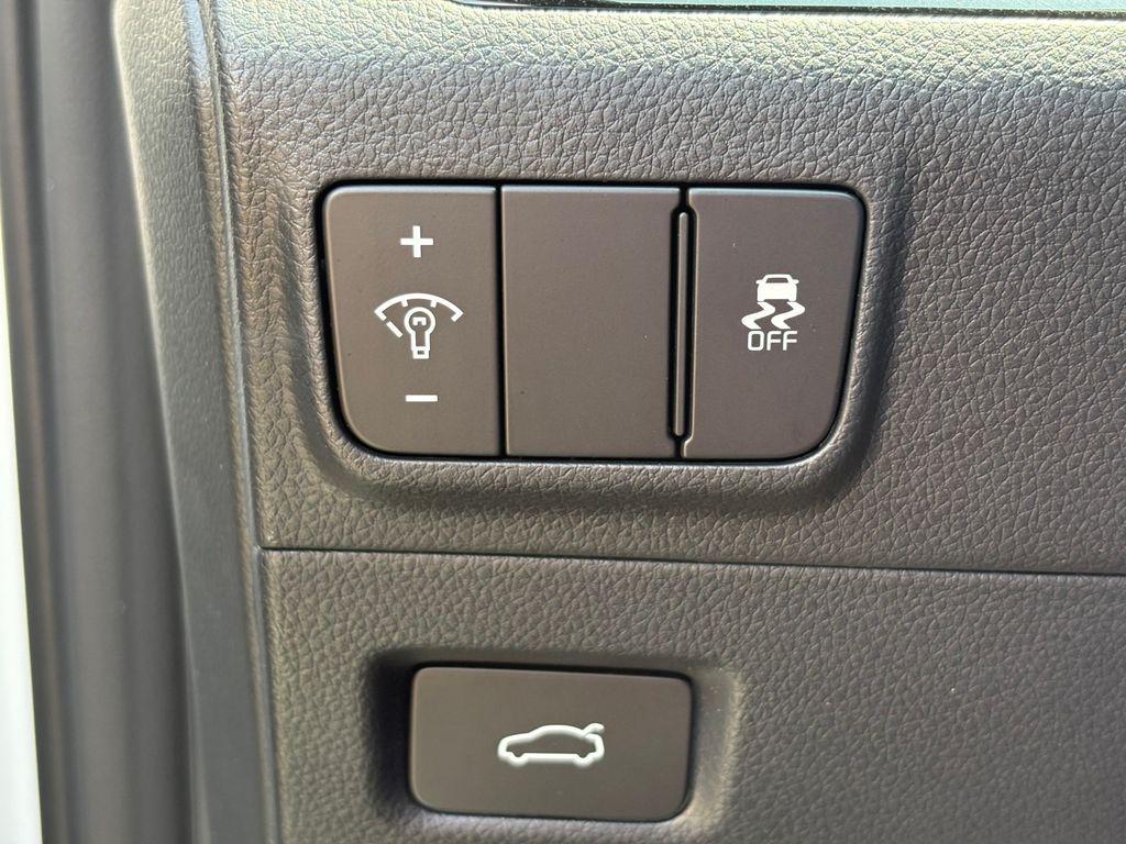 new 2026 Kia K5 car, priced at $28,770