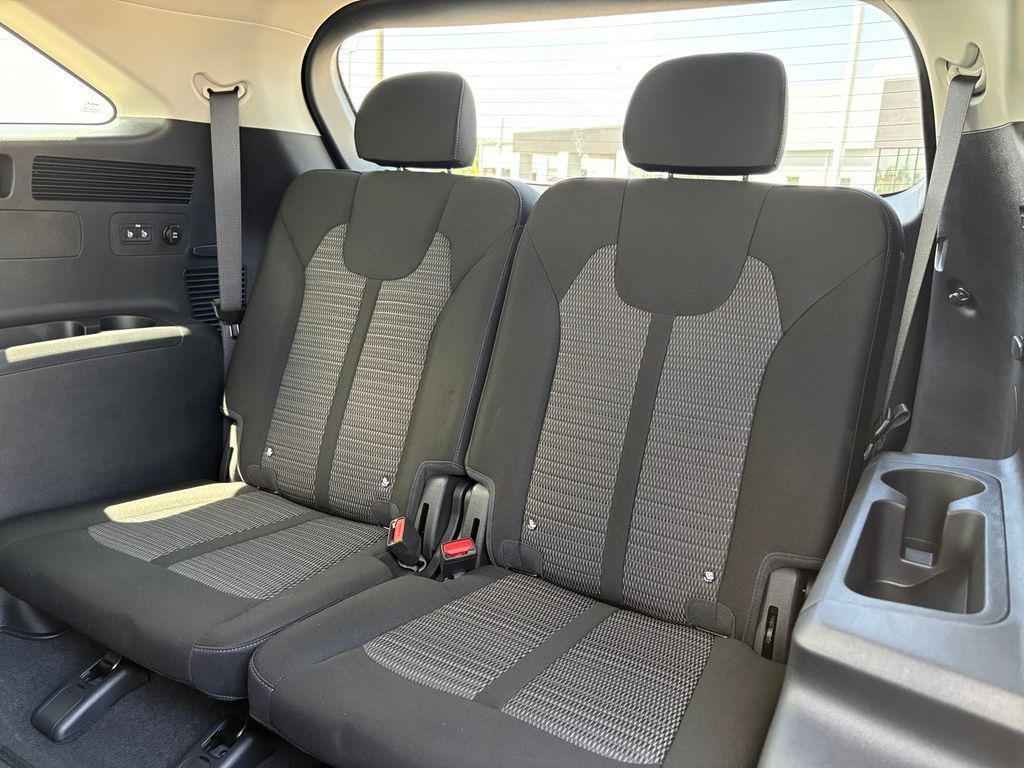 new 2026 Kia Sorento car, priced at $30,901