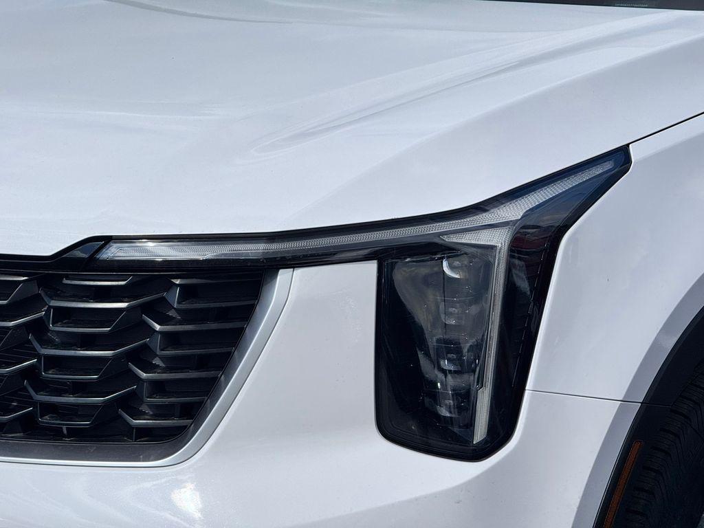 new 2026 Kia Sorento car, priced at $30,705