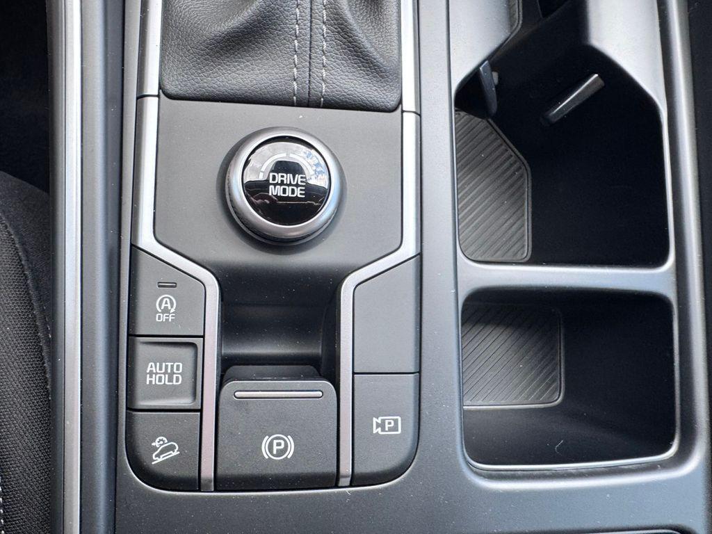 new 2026 Kia Sorento car, priced at $30,705