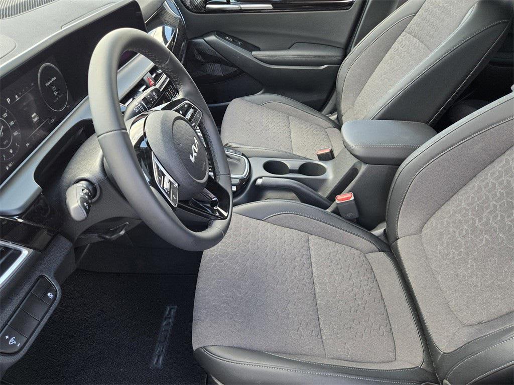new 2025 Kia Seltos car, priced at $26,565