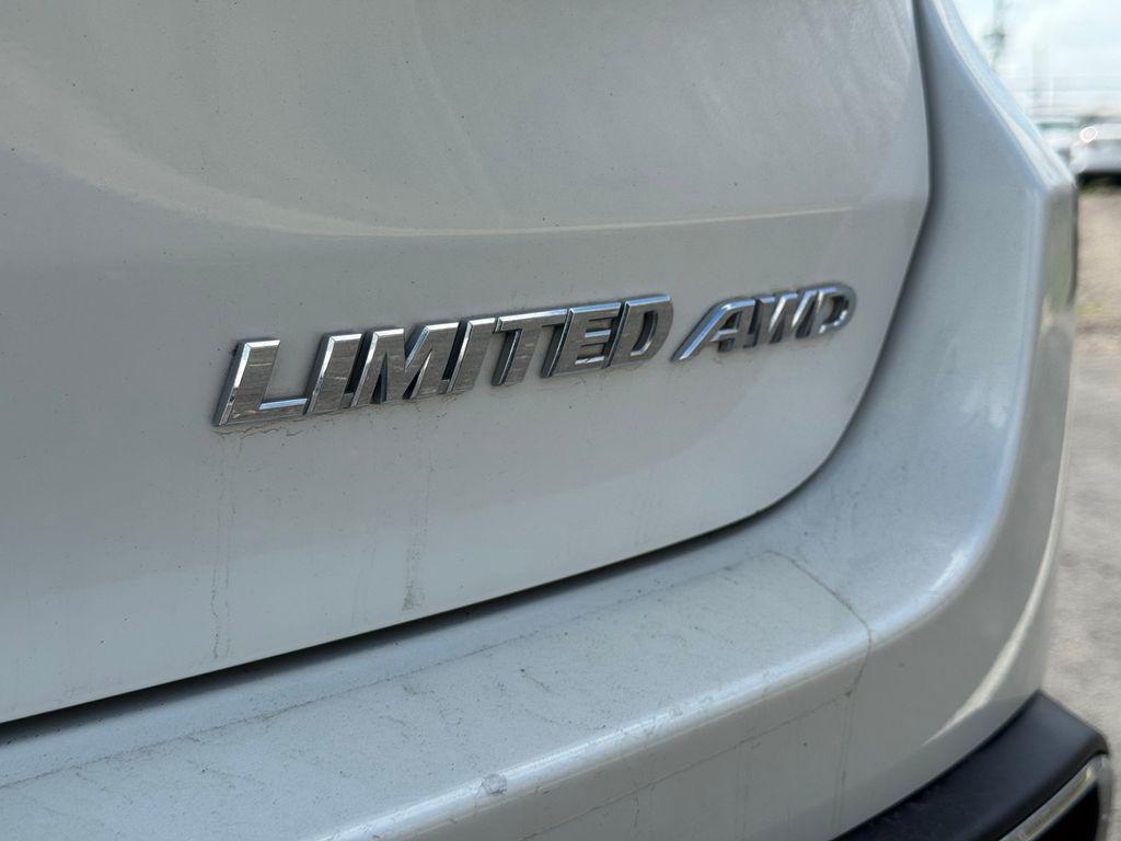 used 2019 Toyota Highlander car, priced at $23,940