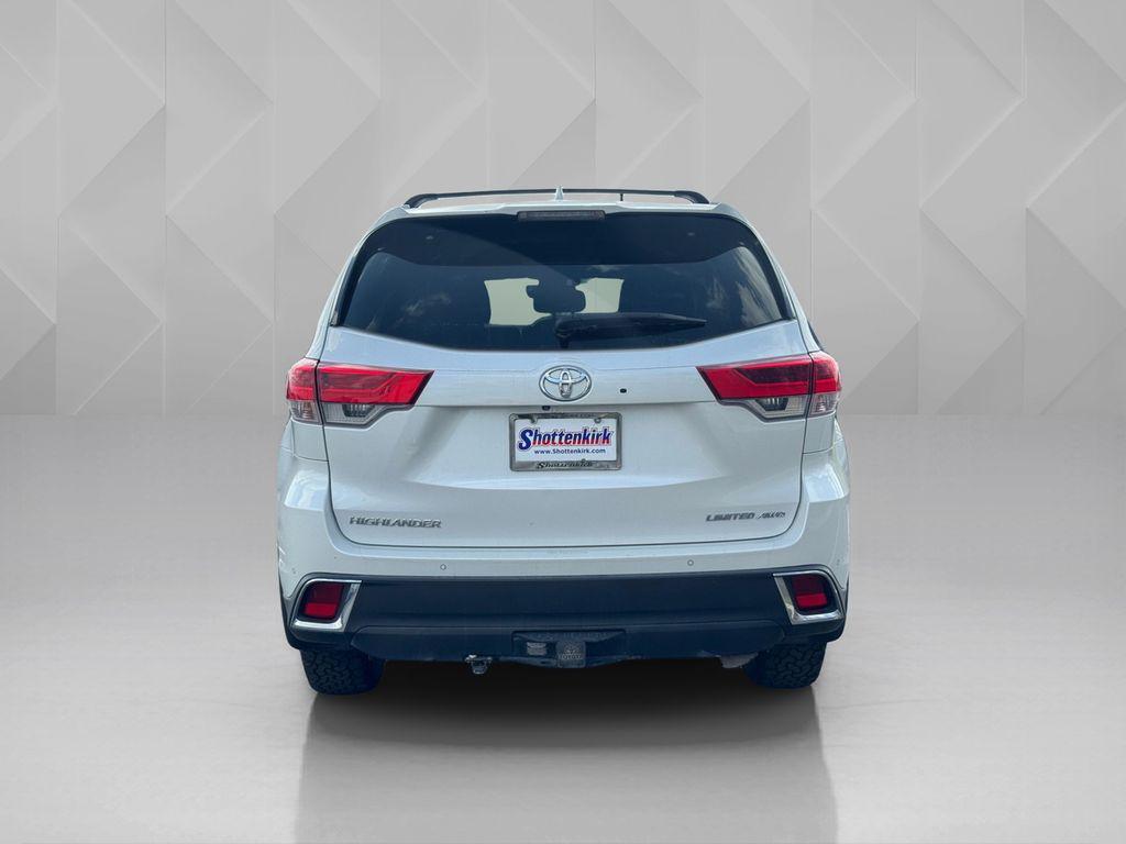 used 2019 Toyota Highlander car, priced at $23,940