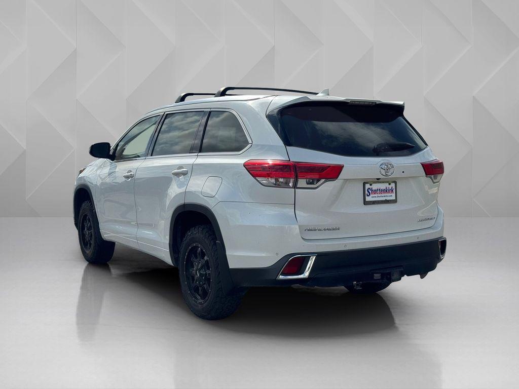 used 2019 Toyota Highlander car, priced at $23,940