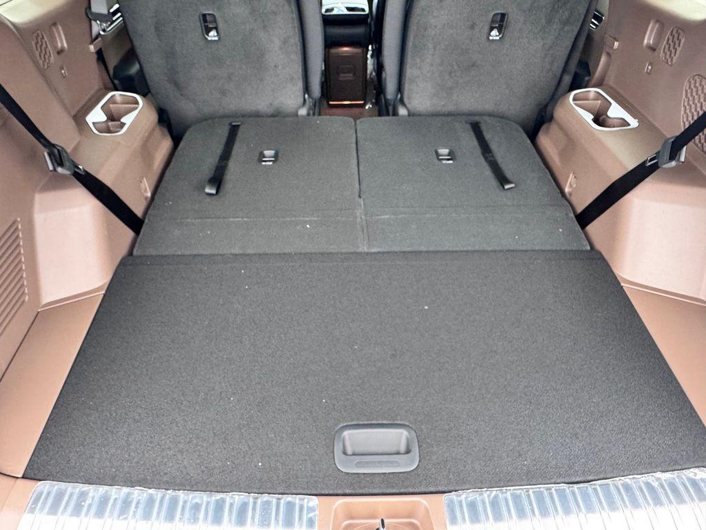 new 2026 Kia EV9 car, priced at $69,577