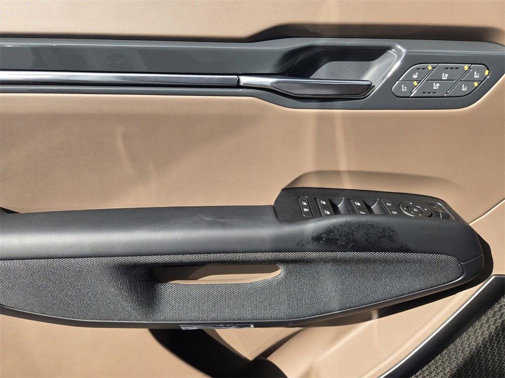 new 2026 Kia EV9 car, priced at $69,559