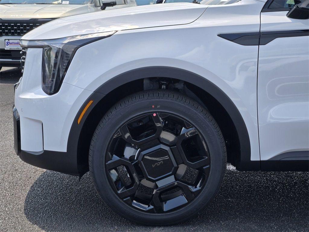 new 2026 Kia Sorento car, priced at $40,265
