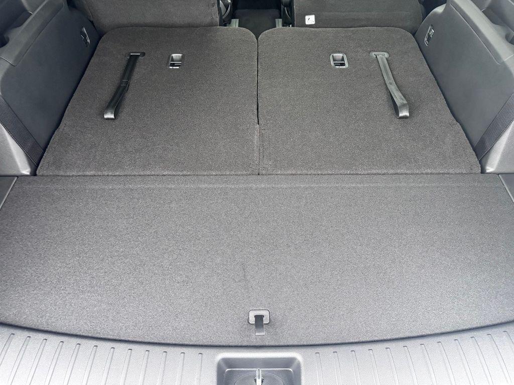 new 2026 Kia Sorento car, priced at $40,445